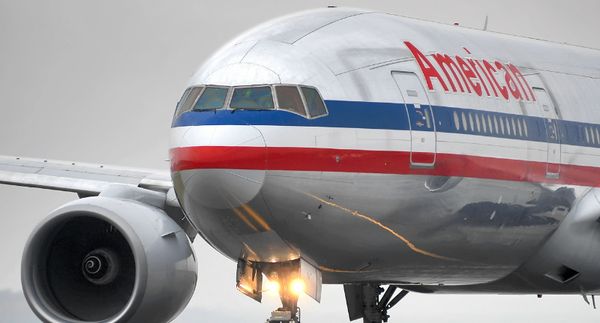 American Airlines warns of fare increases if oil remains high