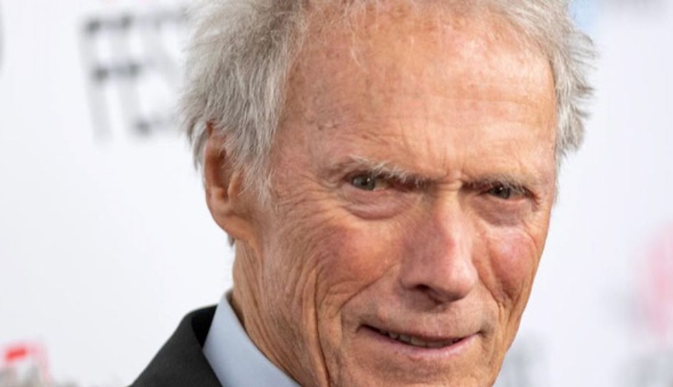 Clint Eastwood seeks to restore Atlanta bomb hero's legacy