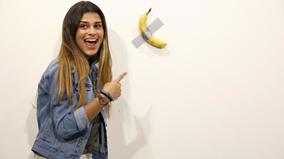 Man eats $120,000 piece of art -- a banana taped to wall