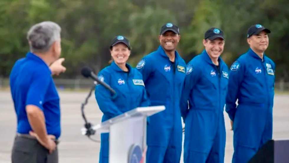 SpaceX ready to take four astronauts to ISS Saturday