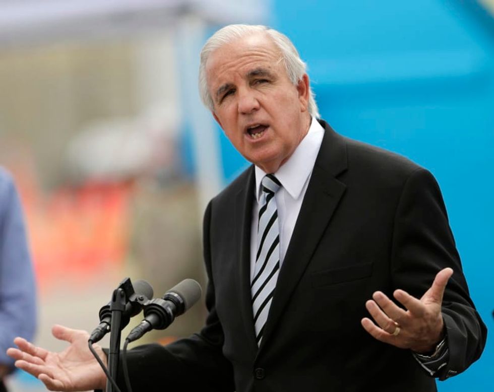 Testing poop to predict Miami's COVID-19 trends? It's been a messy process so far