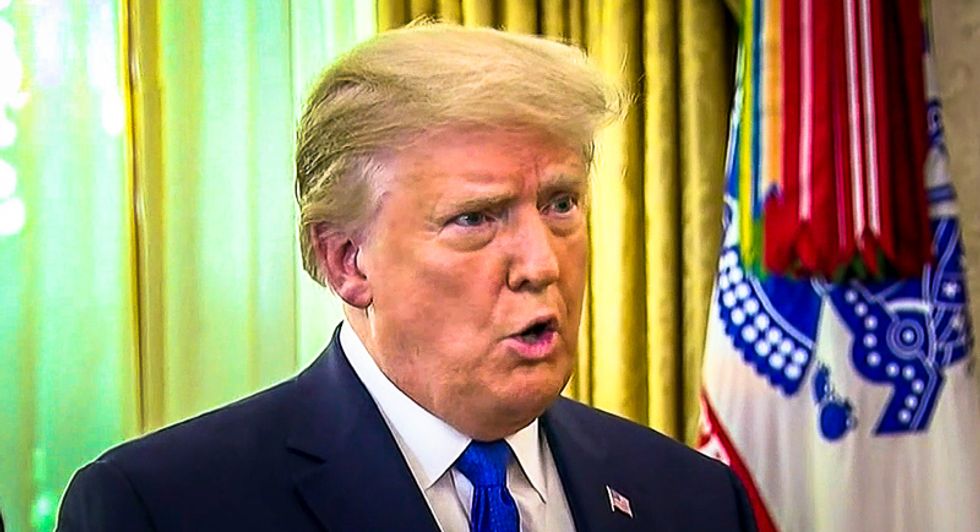 Experts mock Trump for only being able to get a ‘disgraced white supremacist’ attorney for ‘crazy’ SCOTUS case