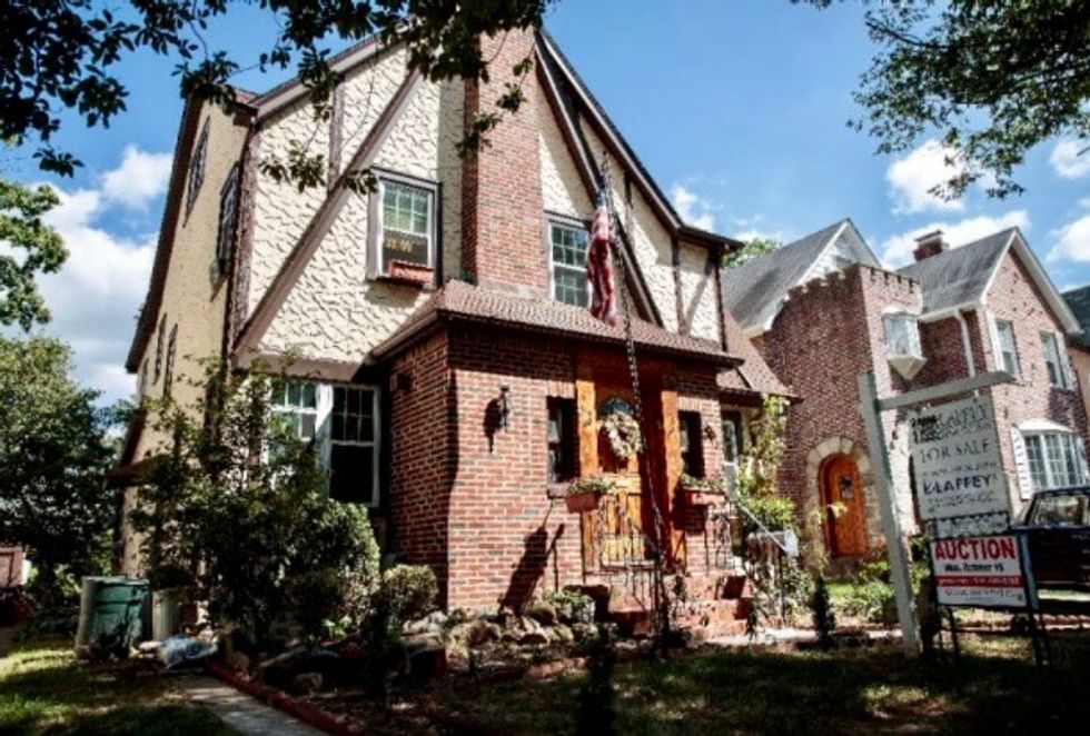 Real estate agency asks Trump fans to buy him childhood home