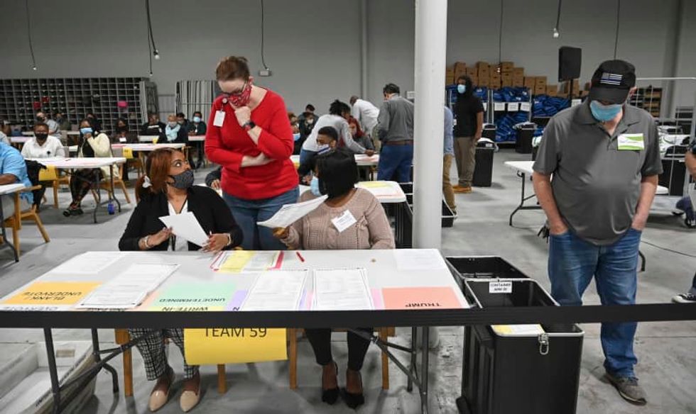 Georgia starts hand recount of presidential race