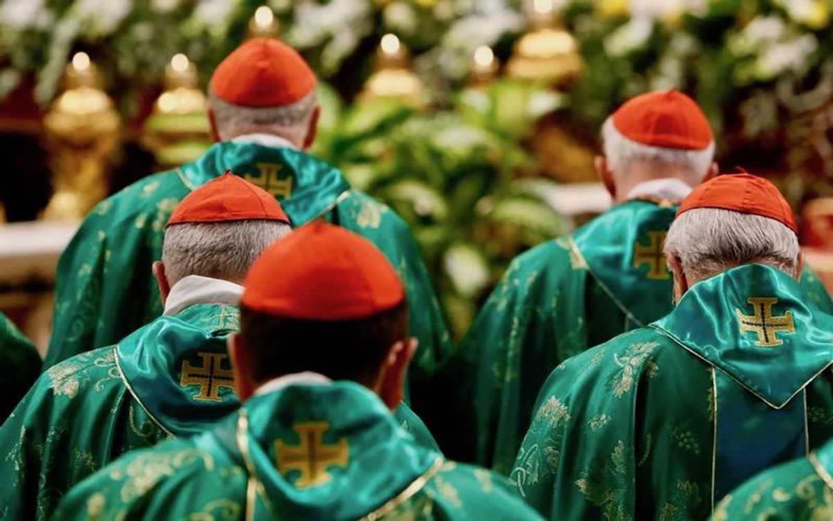Pope adapts Christmas plans as cardinals test positive for virus