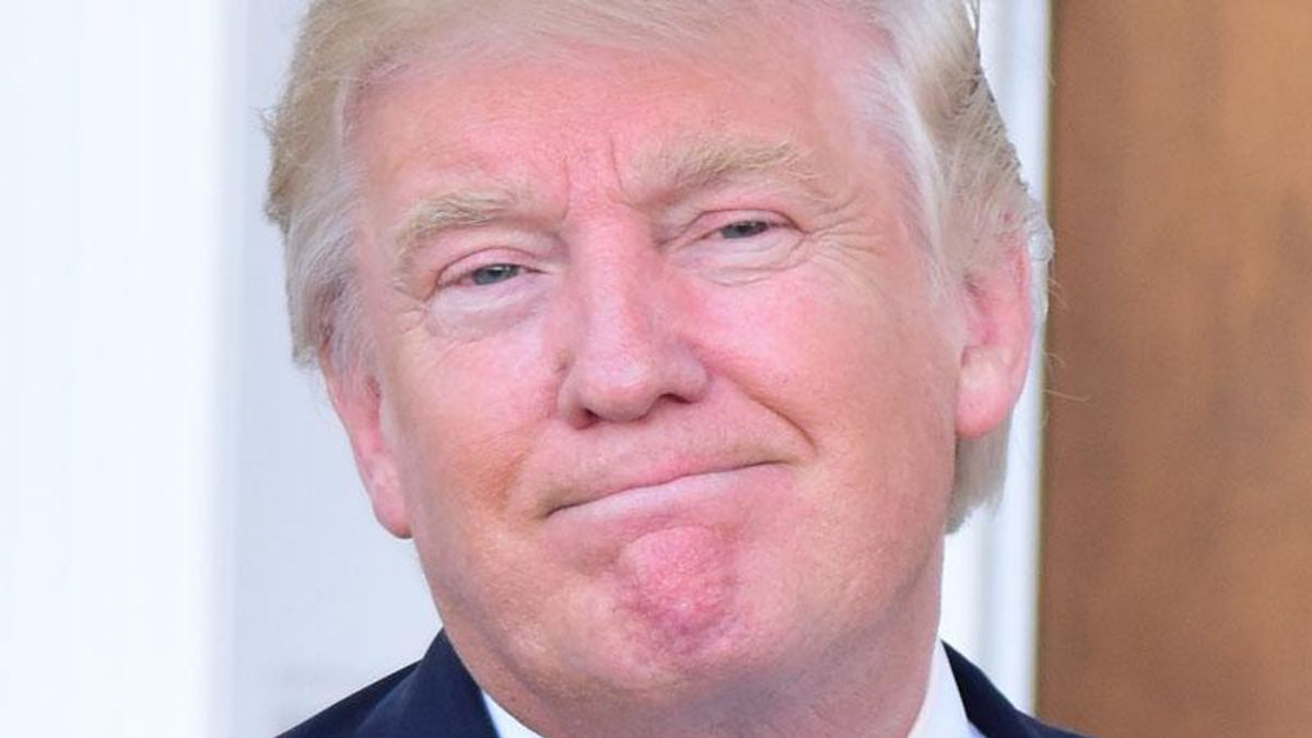 ‘Shameful’ Trump caught golfing as 14 million are set to lose unemployment benefits after Christmas