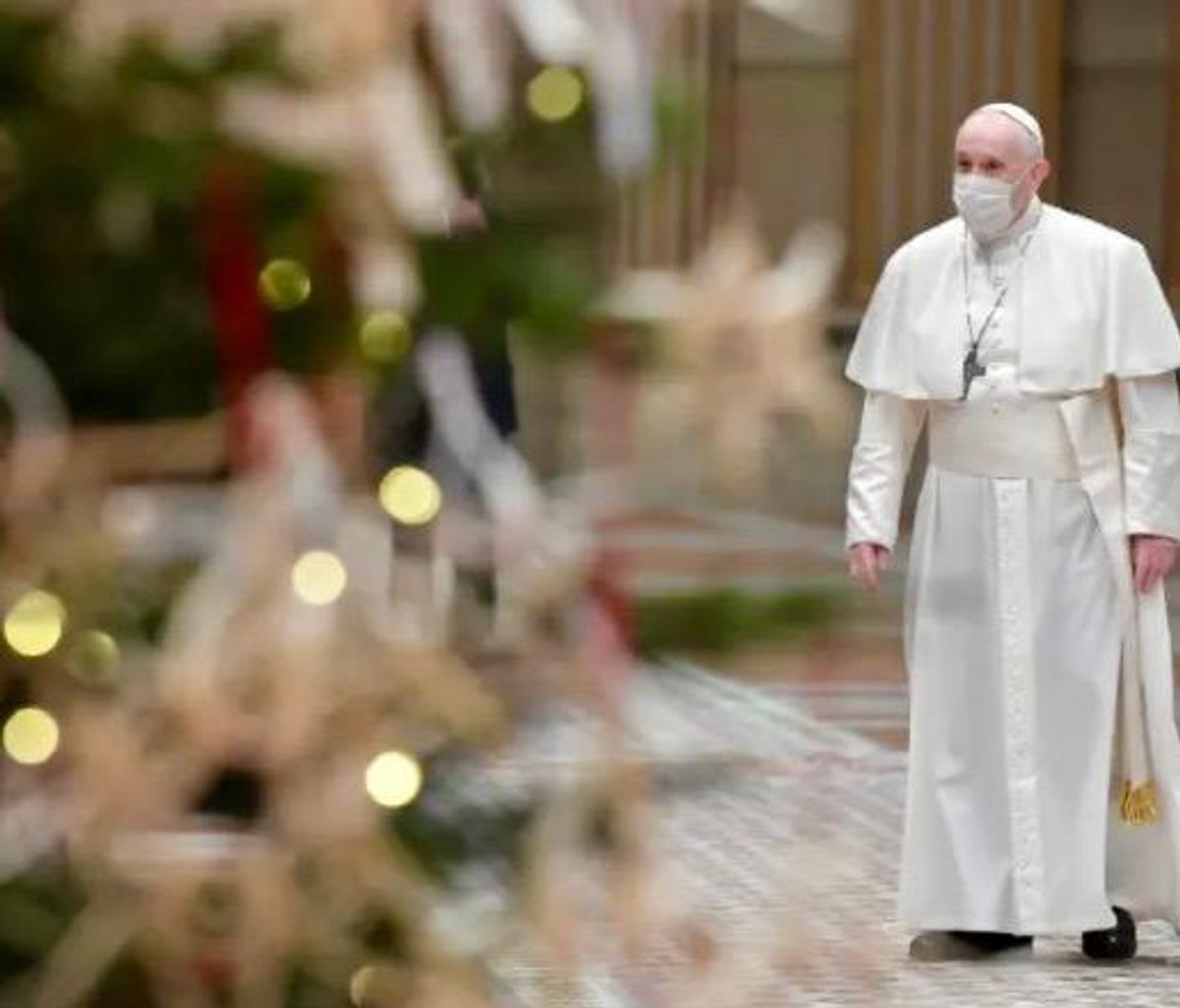 Christmas celebrated under pandemic's shadow