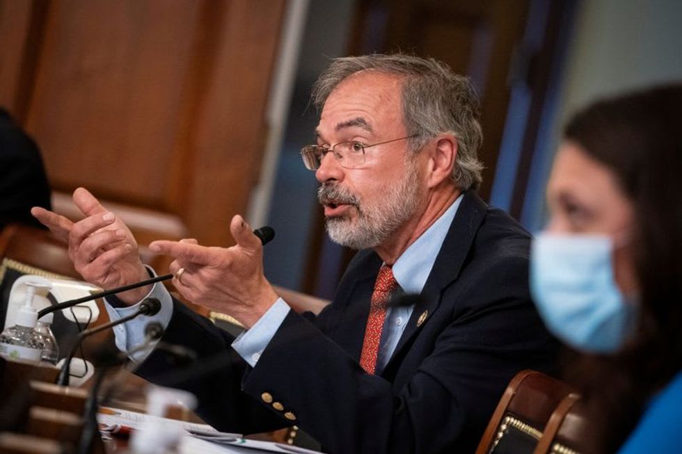 GOP congressman facing police probe after trying to carry a concealed gun onto the House floor