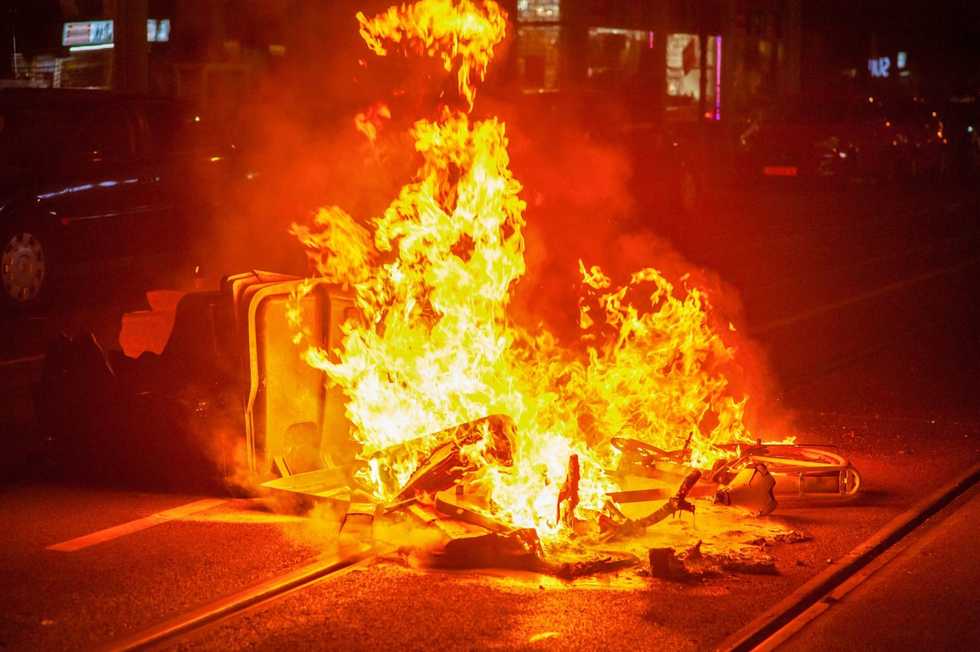 Netherlands sees another night of violent protests against curfew