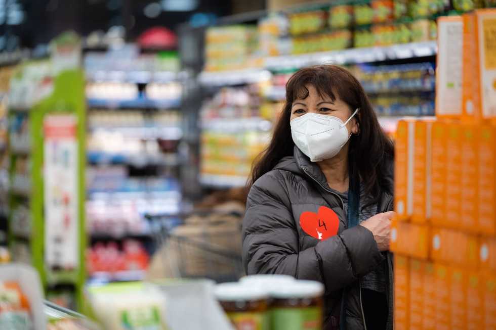 Shopping for love: Supermarket singles night takes off in pandemic