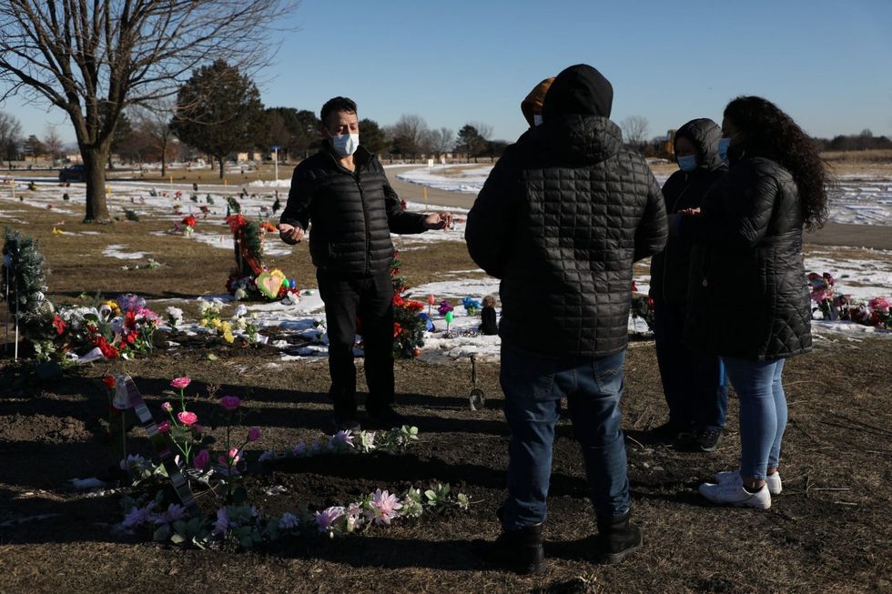 After losing mother, grandmother and uncle to COVID-19, family tries to move forward