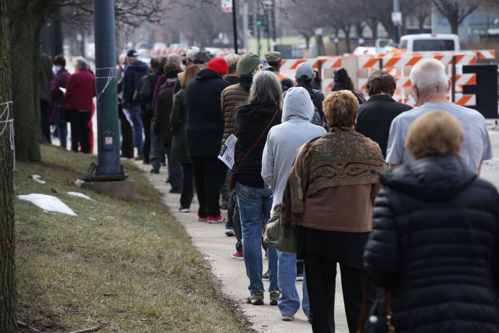 11 Illinois Democratic US House members sign letter ripping FEMA’s decision to limit United Center vaccine slots