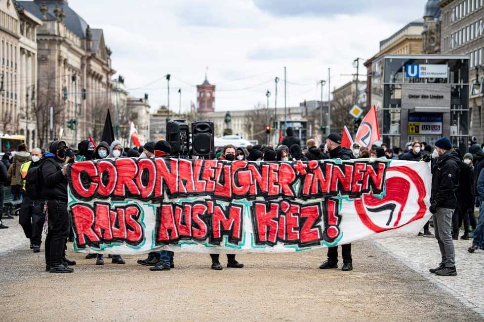Berlin far-right demonstrations see low turnout so far