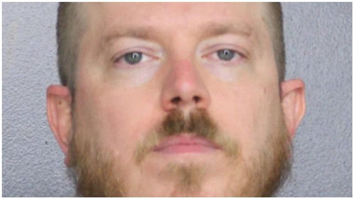 Florida man arrested by the FBI after threatening to storm the US Capitol for a second time