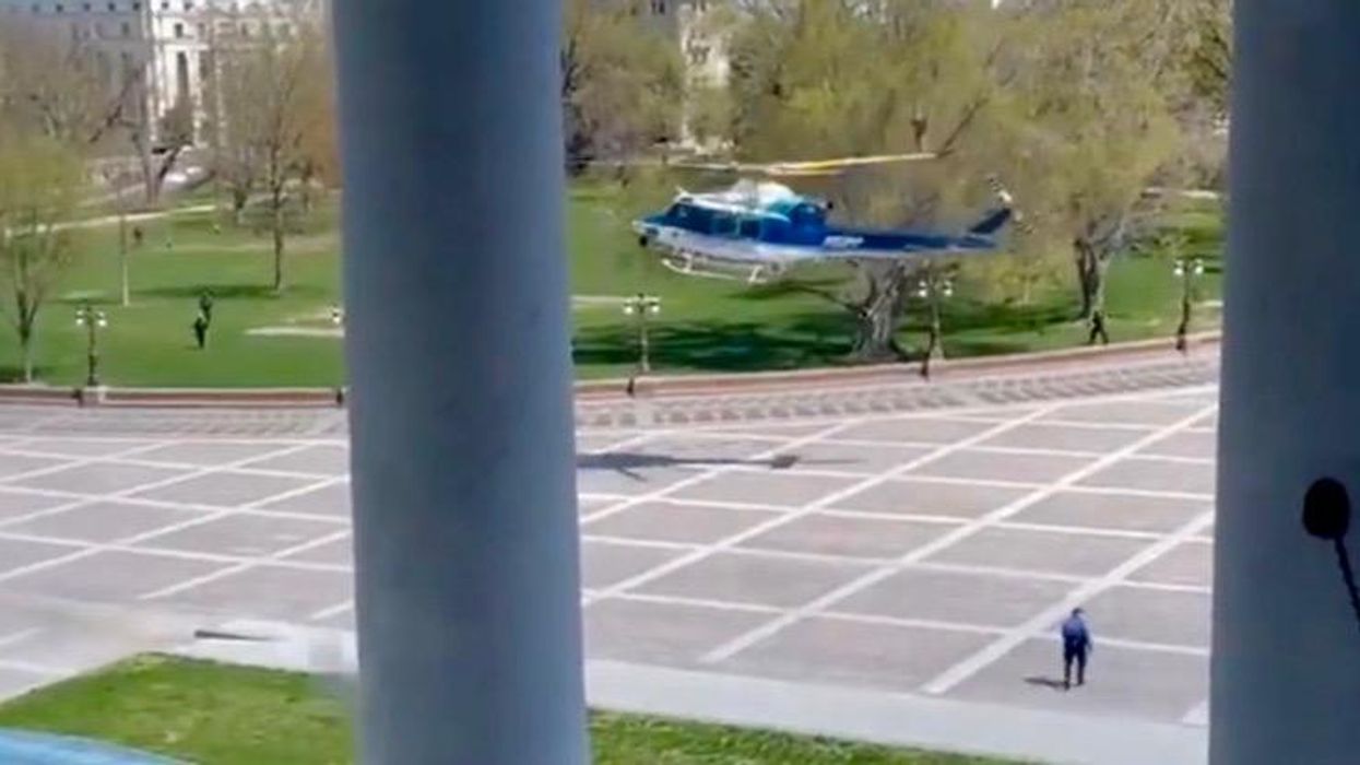 Video: US Capitol under ‘lockdown’ amid ‘heavy police activity’ – ‘helicopter just landed on the east front’: reporters
