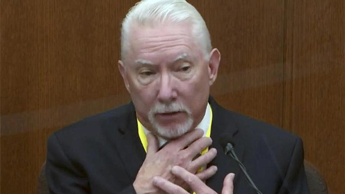 Here are the biggest mistakes from Chauvin's lawyers today — other than paying expert $11,000 for testimony: experts