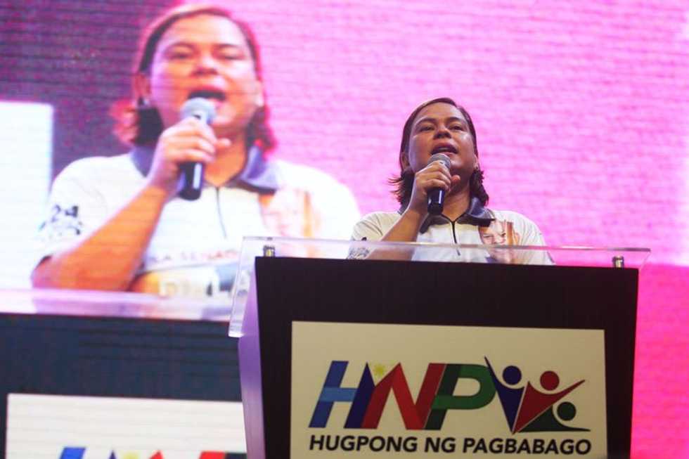 Duterte's daughter stays top in poll on Philippine president candidates