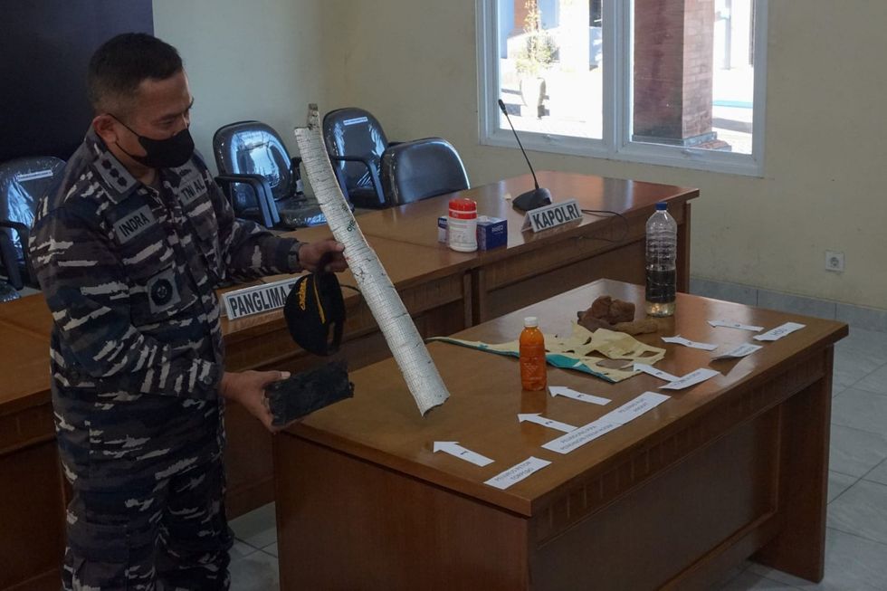 Objects from missing Indonesian submarine found