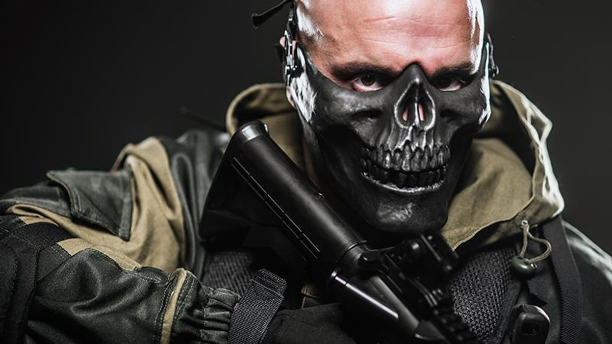 Masked man loaded and brandished a gun during Zoom call about University of Texas alma mater song