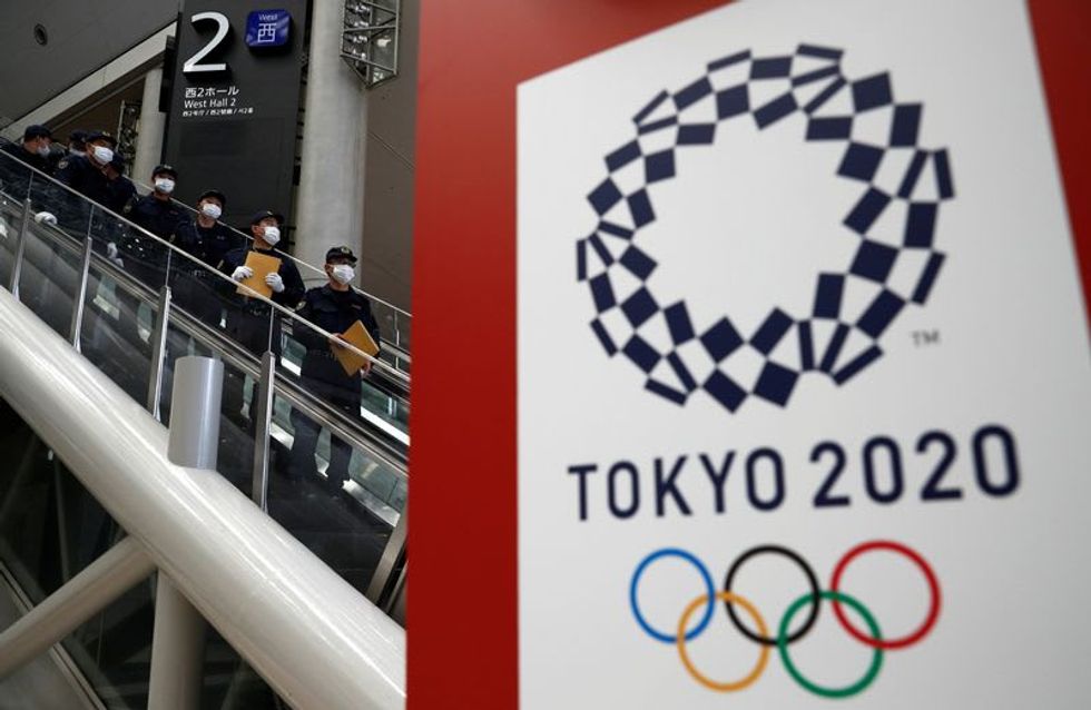 Tokyo hotel apologises for 'Japanese only' elevator signs