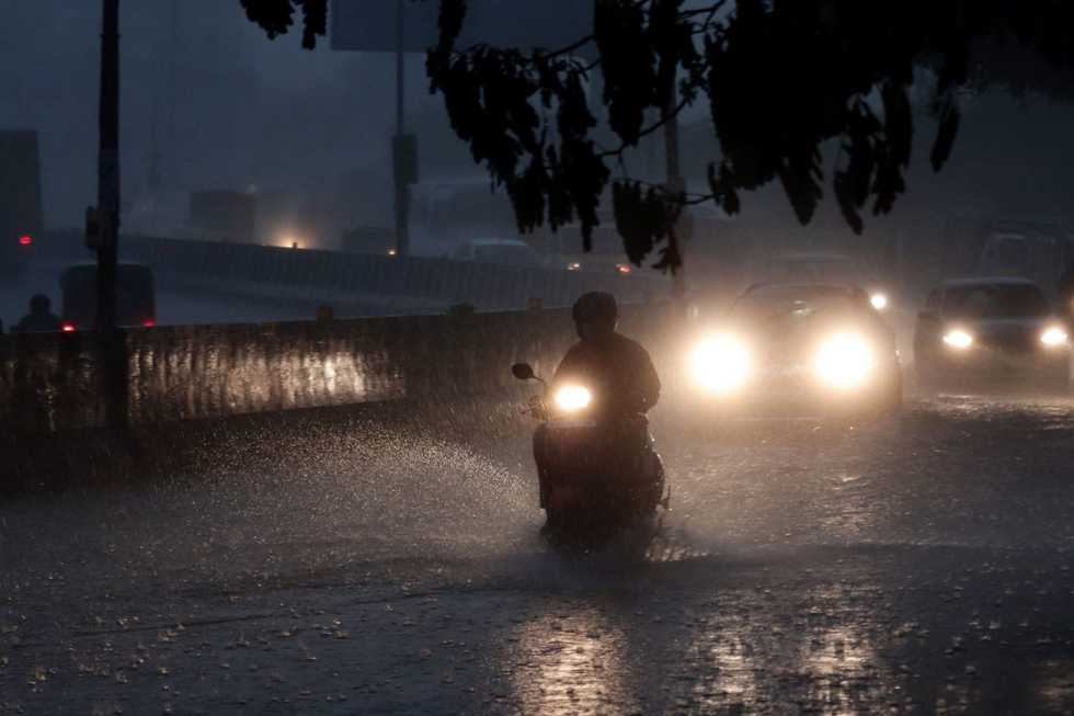 26 killed, several injured as heavy monsoon rains lash Mumbai