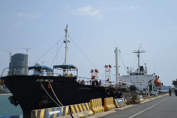 US seizes tanker used to deliver oil to North Korea