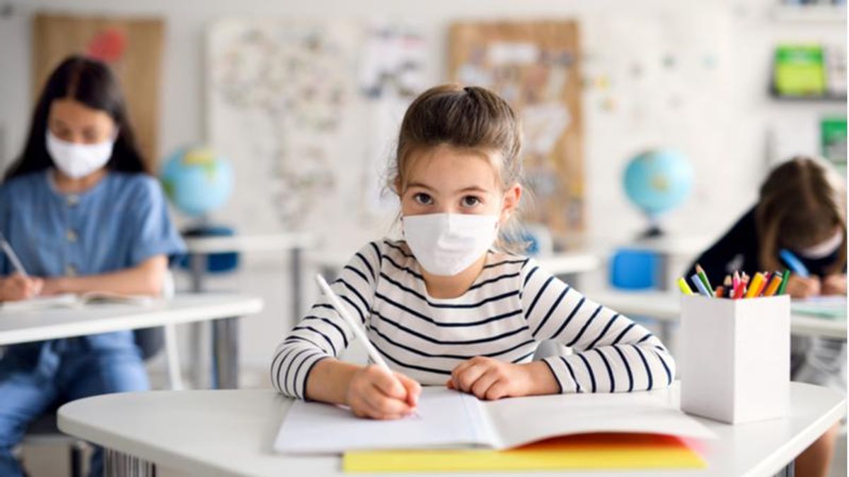 Anti-masker leaves teacher with 'lacerations on his face' after school makes his daughter wear a mask