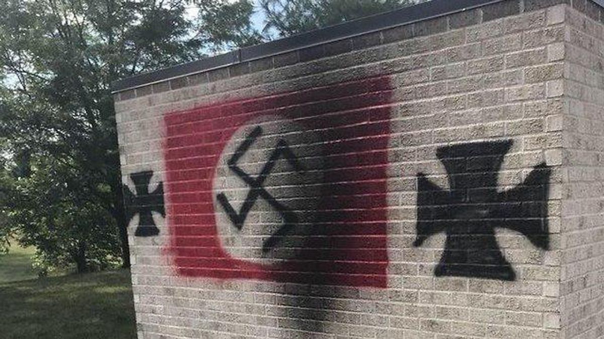Oregon county employee arrested for defacing dead Black man's memorial with a swastika
