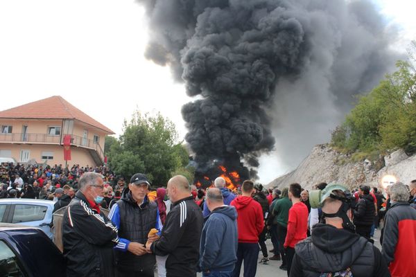 Clashes erupt in Montenegro over inauguration of Serbian church head