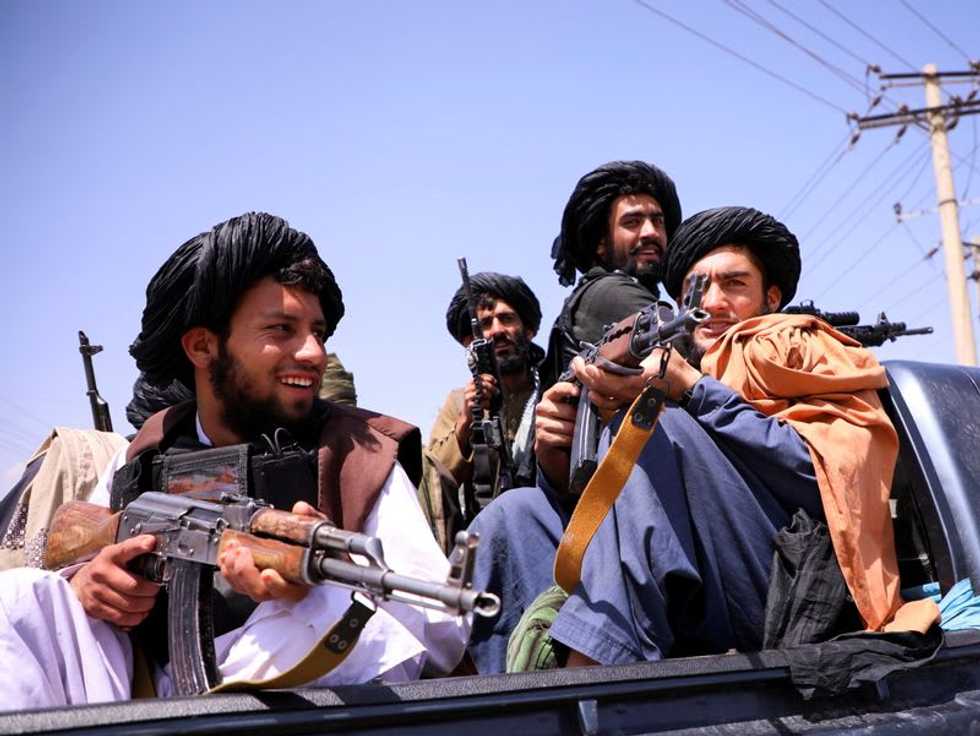 One month after fall of Kabul, economic crisis stalks Taliban