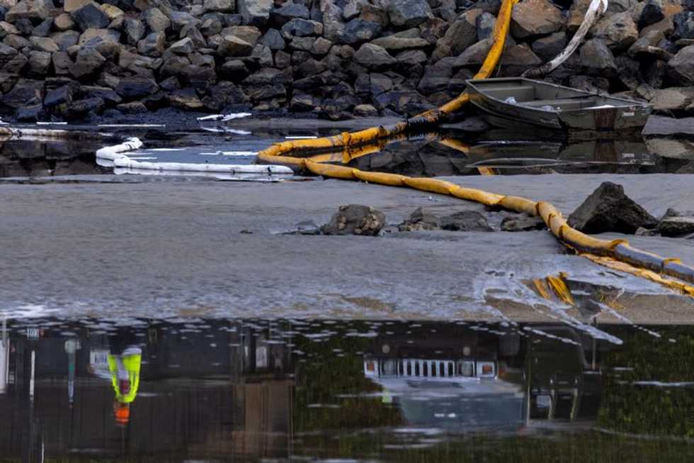 US and drilling company officials grilled on oil spill response