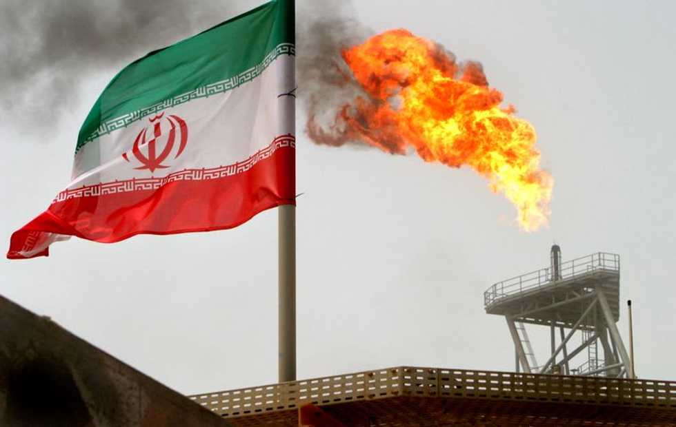 Iran says it thwarts U.S. attempt to "steal" oil in Sea of Oman