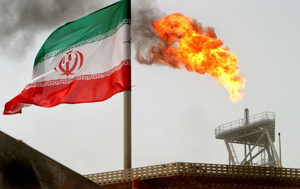 Iran says it thwarts U.S. attempt to "steal" oil in Sea of Oman - Vimarsana News