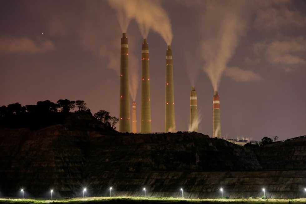 Coal in the crosshairs as UN climate summit stirs clean energy pledges