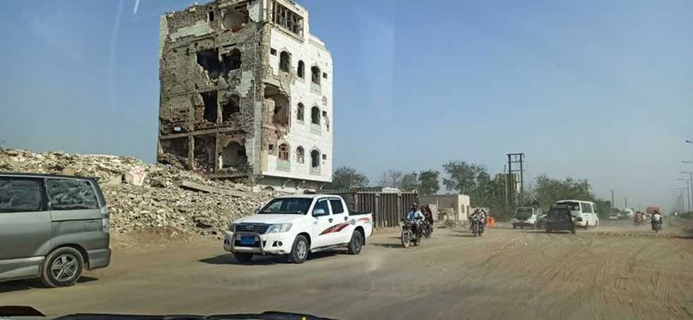 Clashes erupt in Yemen's Hodeidah as pro-coalition forces cede ground to Houthis