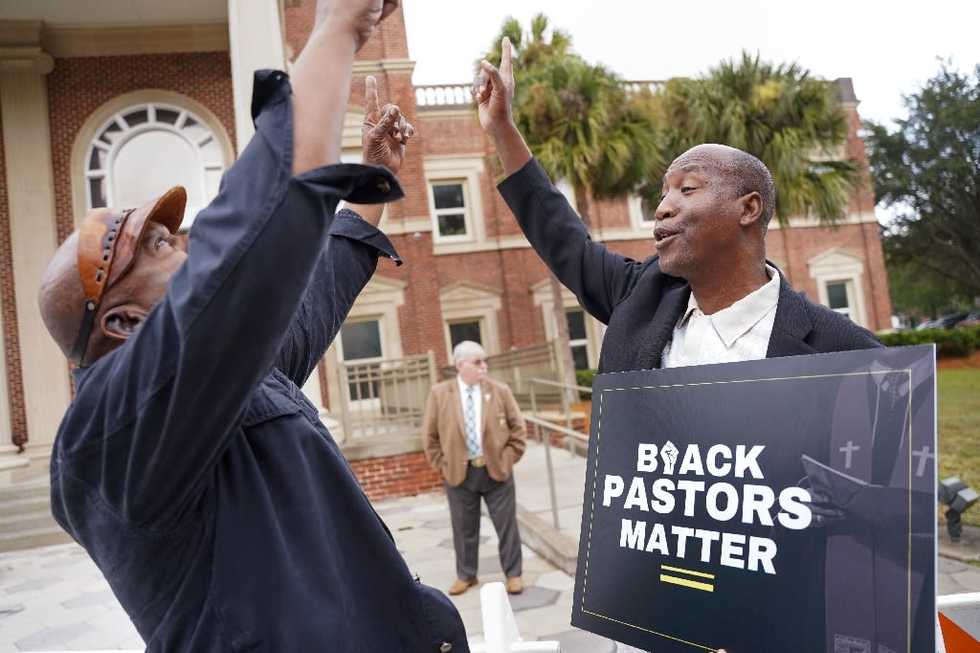 Black pastors rally at US trial of slain jogger