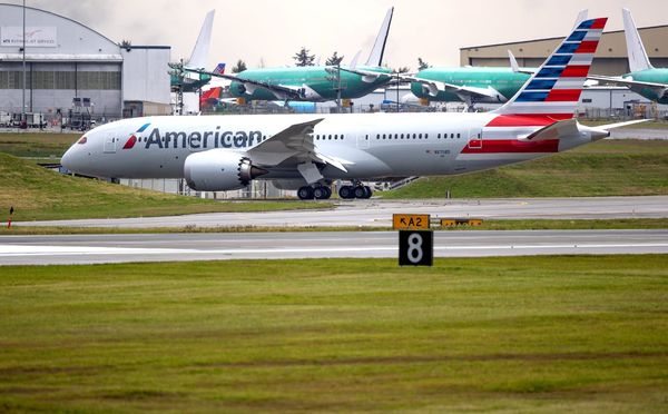 FAA memo reveals more Boeing 787 manufacturing defects, including contamination of carbon fiber composites