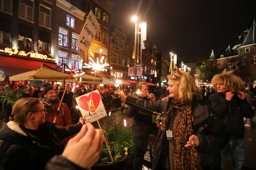 Dutch police detain dozens in a second night of COVID-19 rioting