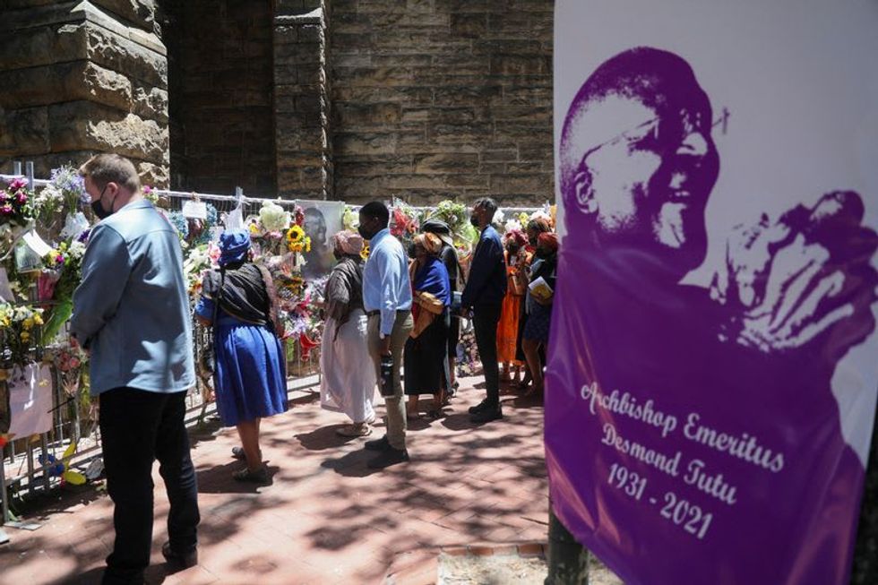 Activists hail legacy of South Africa's Tutu as they pay last respects - Vimarsana News
