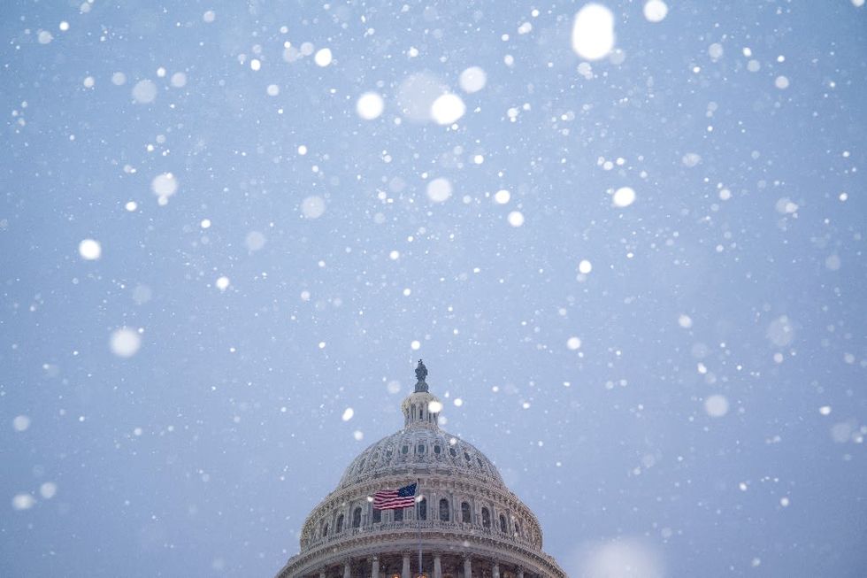 Millions hunker down as storm hits eastern US