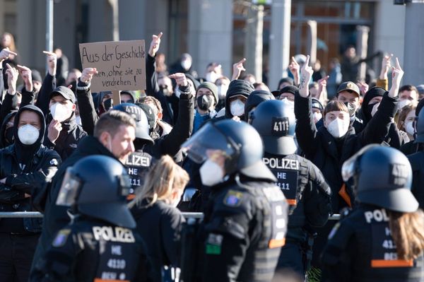 Neo-Nazis march to mark 1945 Allied bombing of Dresden