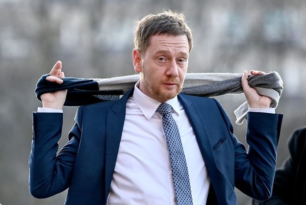Dresden has terrible lesson from history for Ukraine, premier says