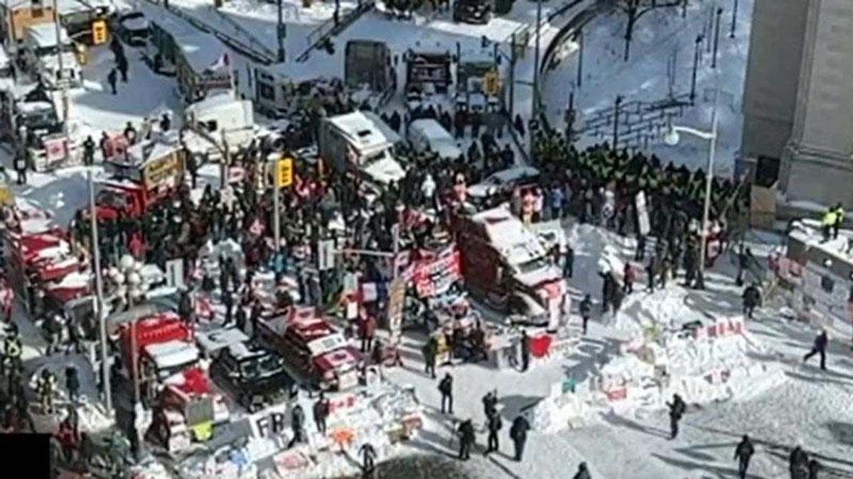 WATCH LIVE: Police start to clear out 'Freedom Convoy' protesters in Canada's capital
