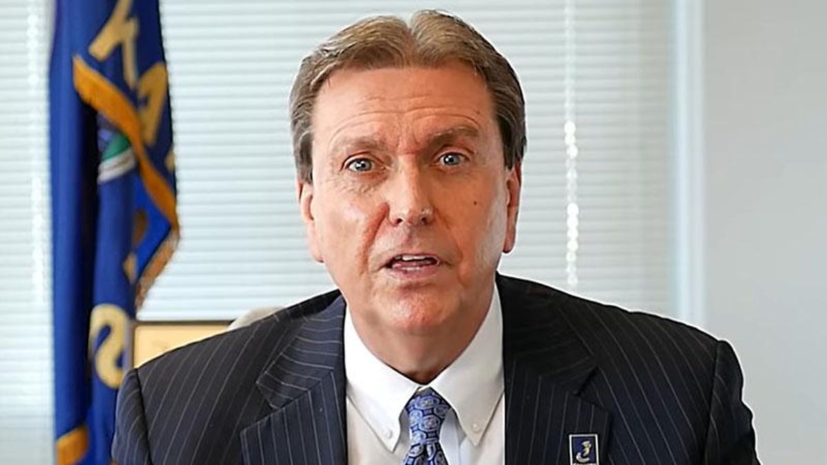 Kansas governor calls on education commissioner to resign for discriminatory remark