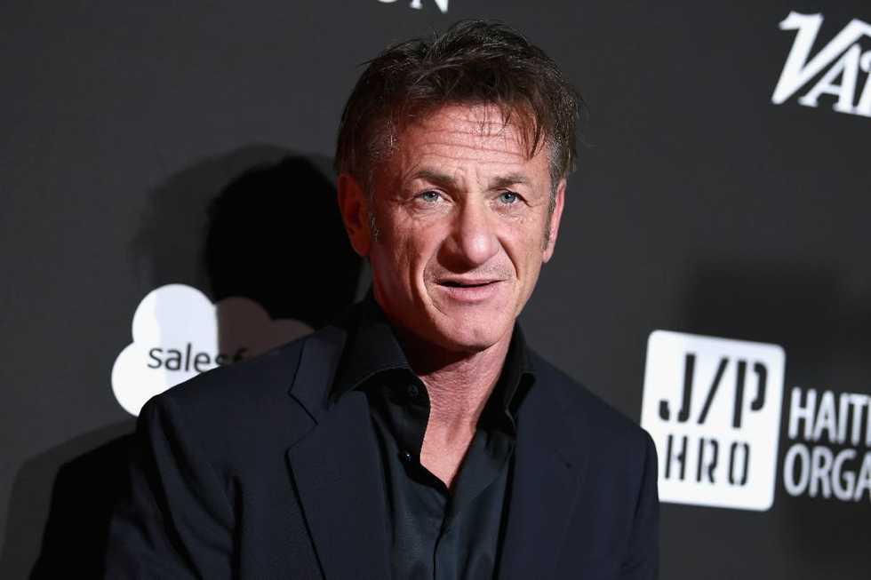 Sean Penn visits Ukraine to make documentary on Russian invasion