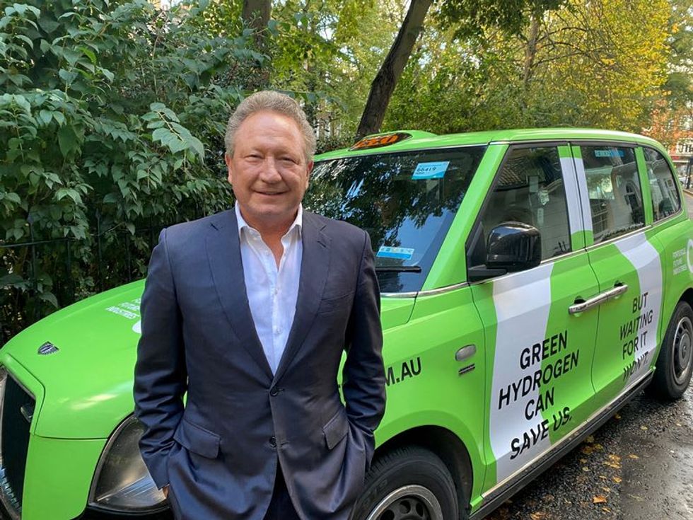 Australian mining billionaire to invest $2.2 billion in renewable energy project