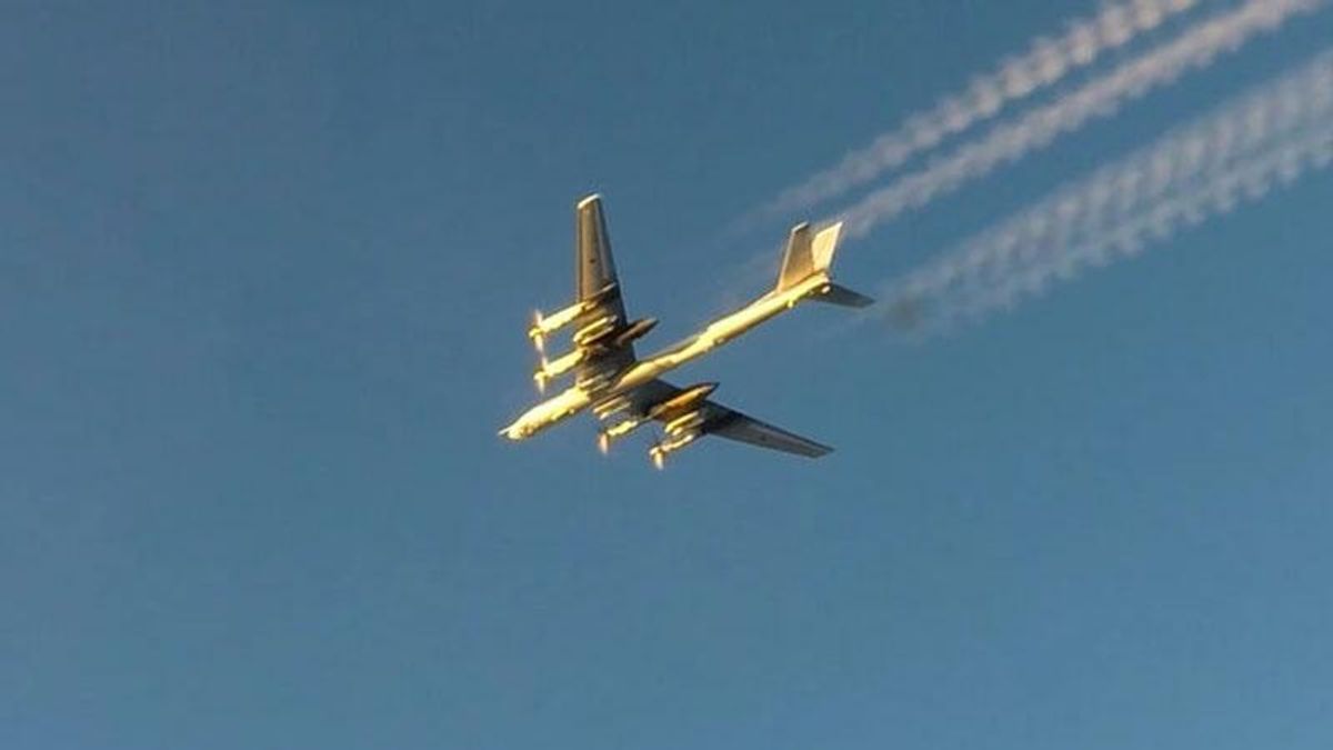 Experts puzzled by lack of Russian air power