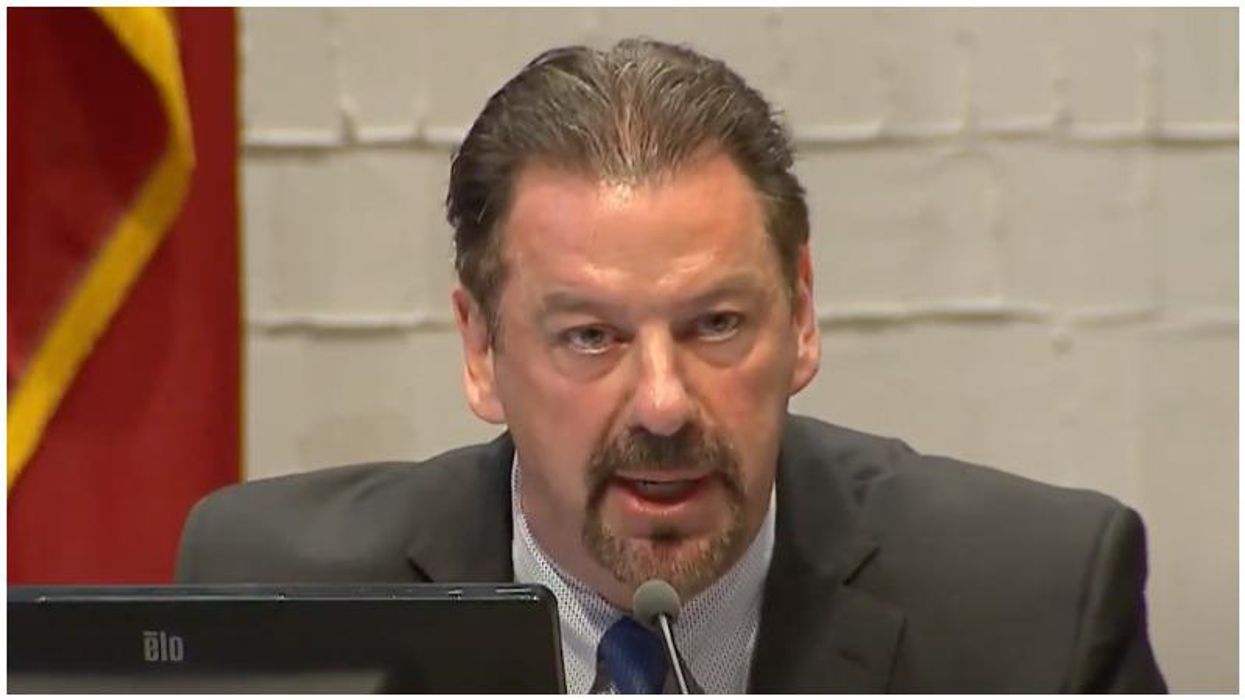 Texas GOP mayor: Efforts to ban books from schools make me 'ashamed' of Republican Party