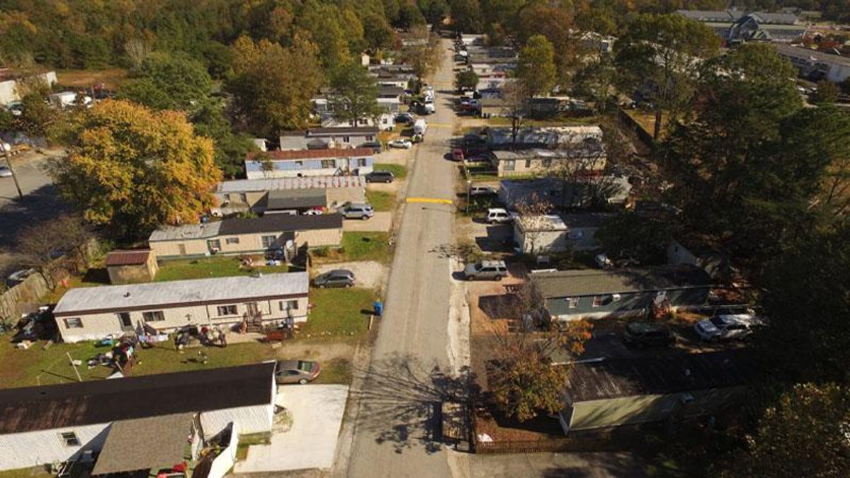 'Sitting on a time bomb': Mobile home residents at risk in red-hot housing market