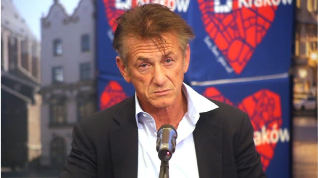 Sean Penn: 'Taking up arms against Russia' has crossed my mind